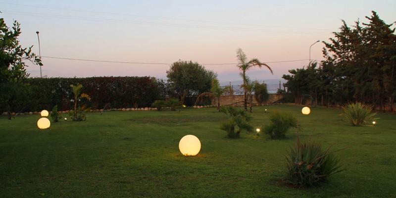 Villa Savarino Vittoria Bagian luar foto