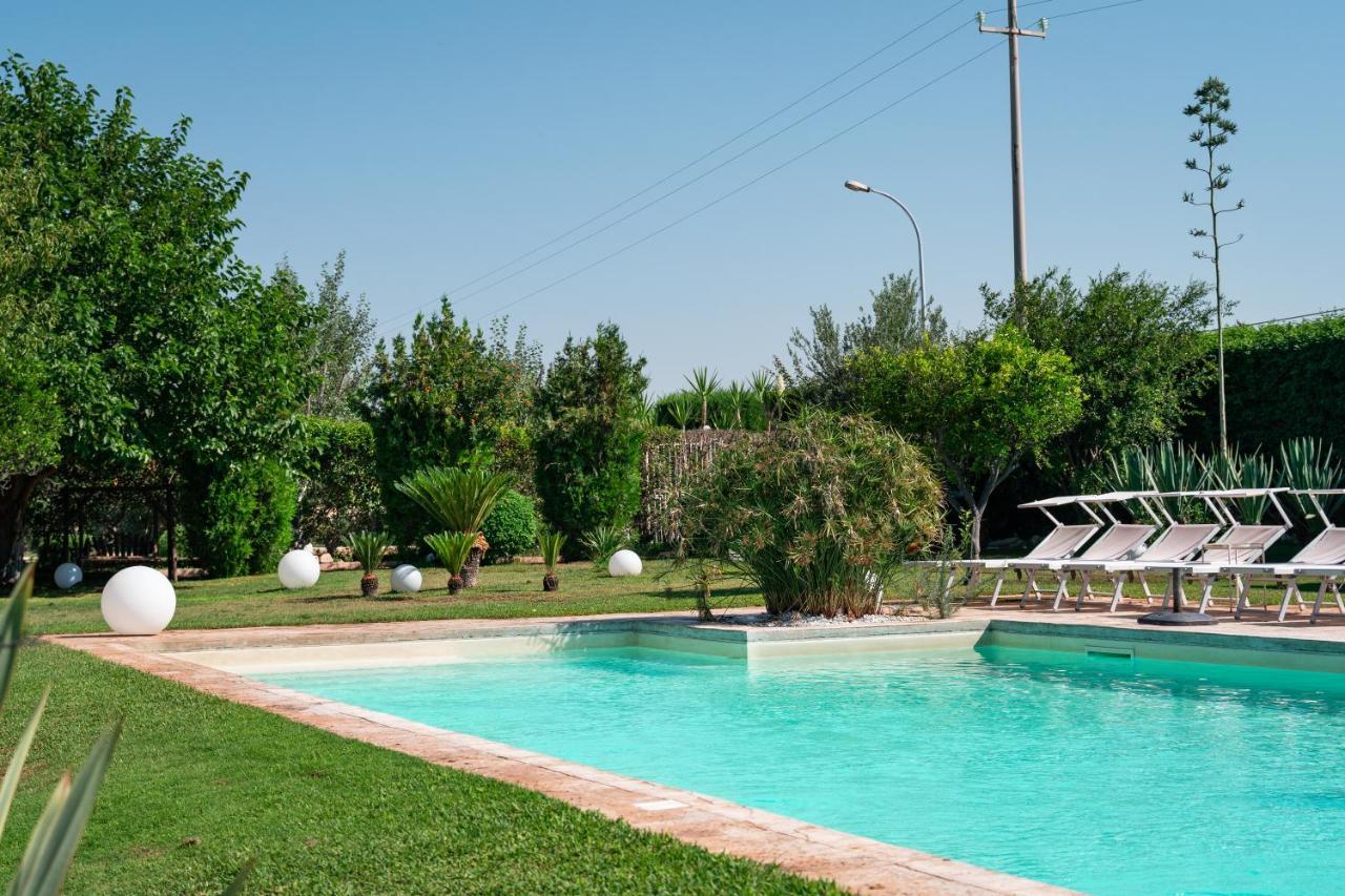 Villa Savarino Vittoria Bagian luar foto