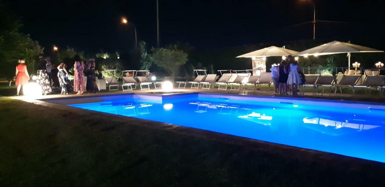 Villa Savarino Vittoria Bagian luar foto